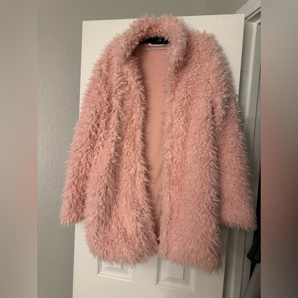 JustFab Jackets & Blazers - JustFab Blush Teddy Jacket